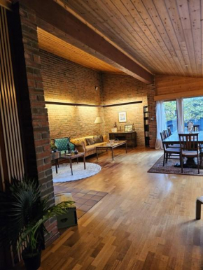 Private room - 4 in a luxury villa CHALET STYLE
